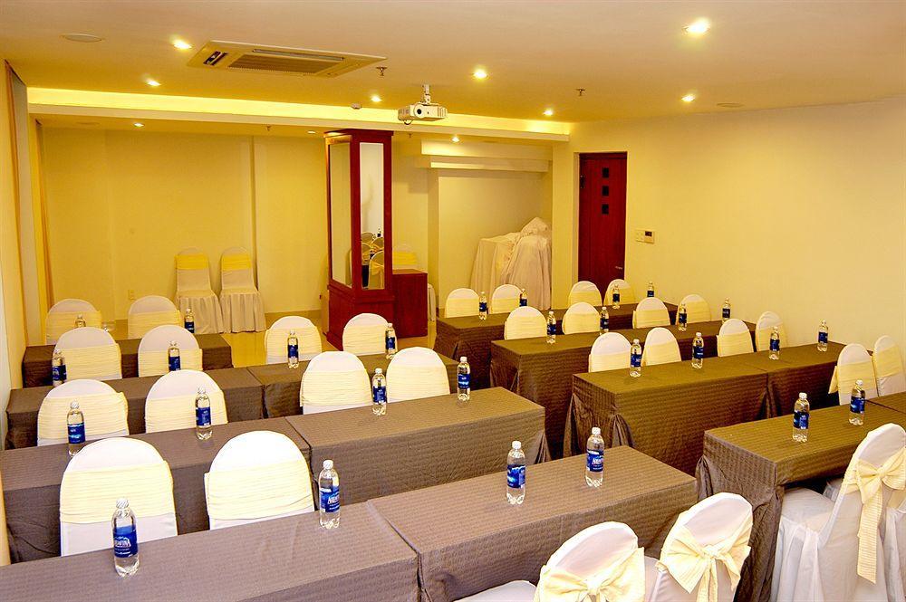Nam Hung Hotel Nha Trang Exterior foto
